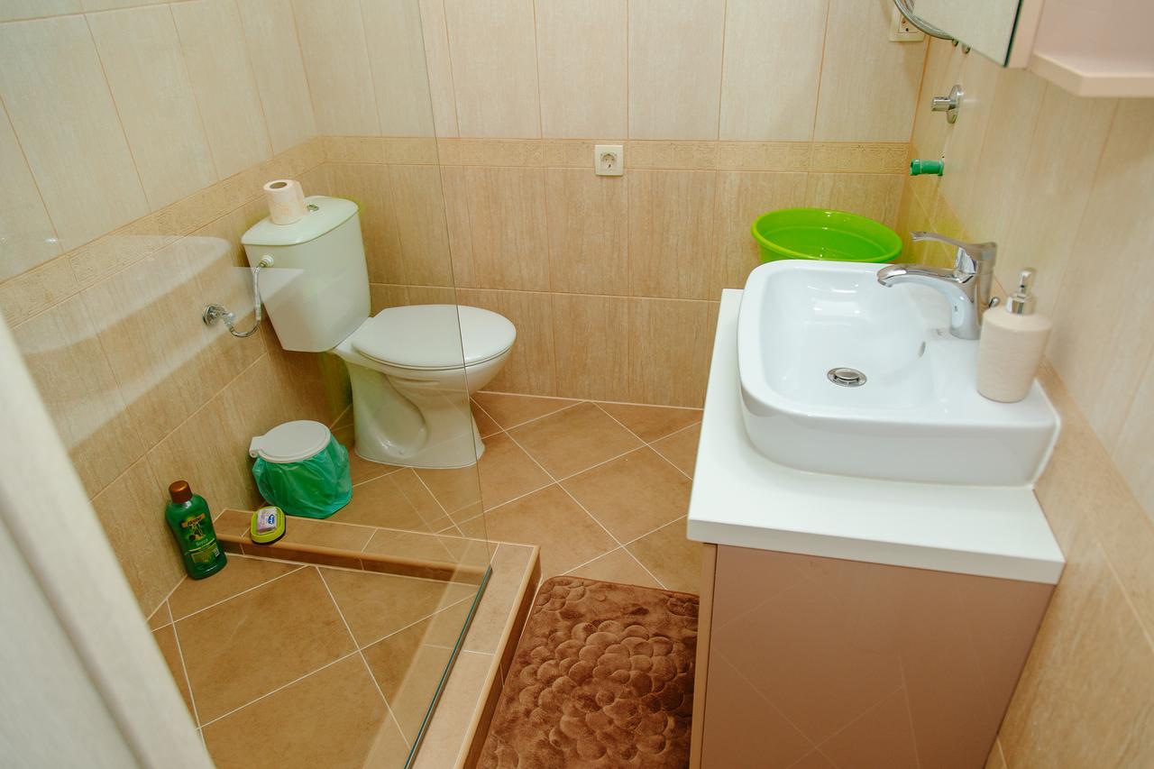 Apartmani Mozaici Рисан Экстерьер фото